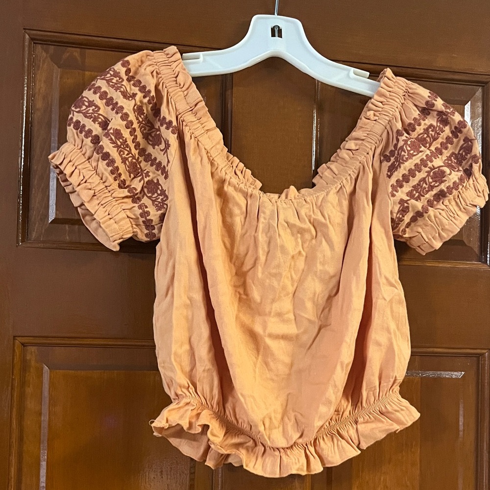 Forever 21 Apricot Blouse with Embroidered Puff Sleeves - Picture 2 of 3